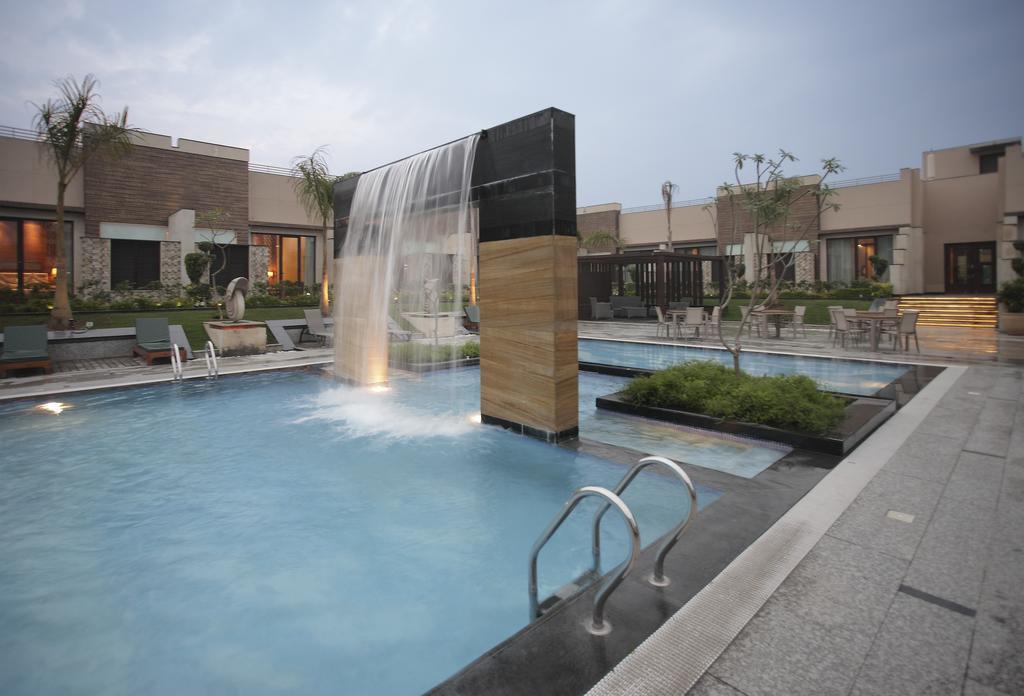 Oodles Hotel นิวเดลี ภายนอก รูปภาพ
