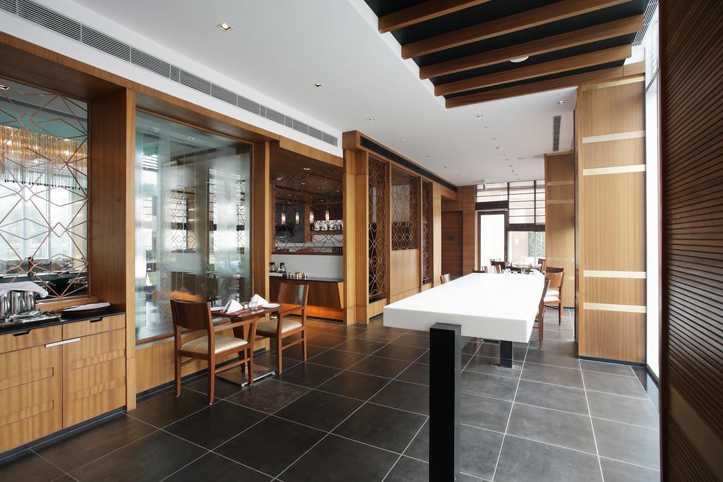 Oodles Hotel นิวเดลี ภายนอก รูปภาพ
